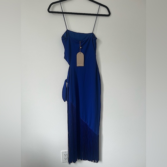 NWT Meshki Yasmin Wrap Over Midi Dress With Fringing - Picture 2 of 5